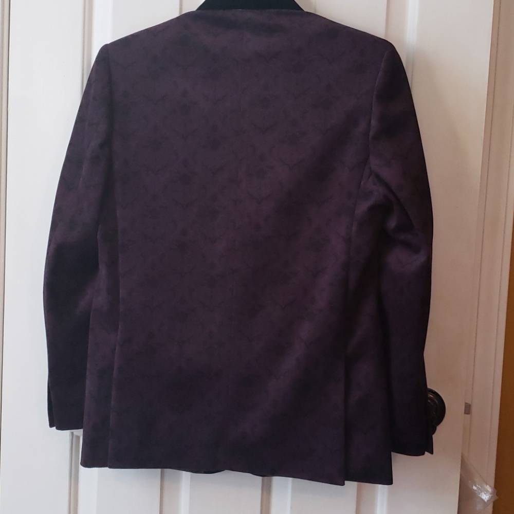 Blazer - Picture 5 of 5
